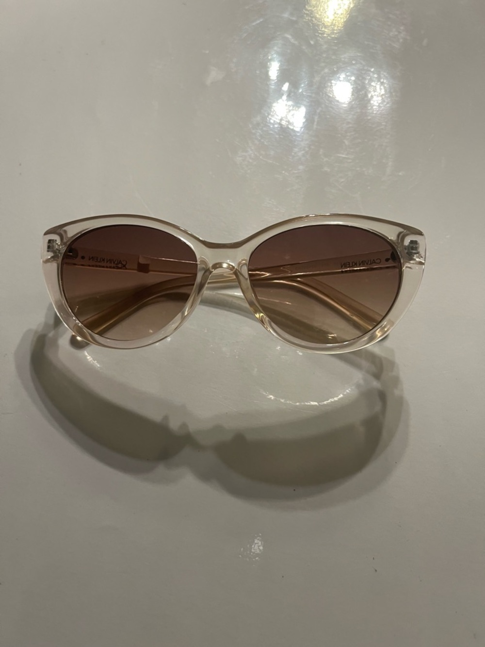 Calvin Klein Clear  Frame Sunglasses with Gradient Brown Lenses NEW No CASE